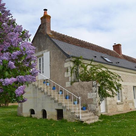 Escale à Villeperdue chambre Hellulaug Saint-Épain Extérieur photo